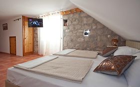 Apartments Antica